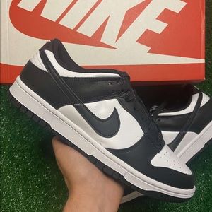 Nike dunk low pandas !